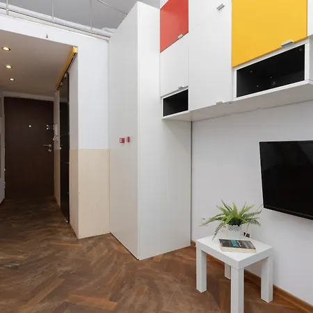 Cozy Studio For 3 Guests Near Centrum Praskie Koneser By Noclegi Renters Warsaw Exterior photo