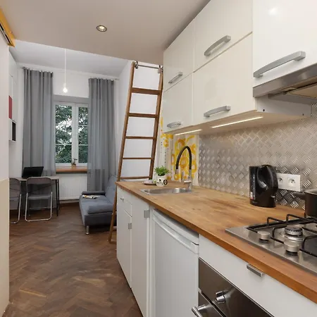 Cozy Studio For 3 Guests Near Centrum Praskie Koneser By Noclegi Renters Warsaw Exterior photo