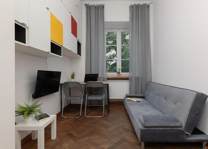 Cozy Studio For 3 Guests Near Centrum Praskie Koneser By Noclegi Renters