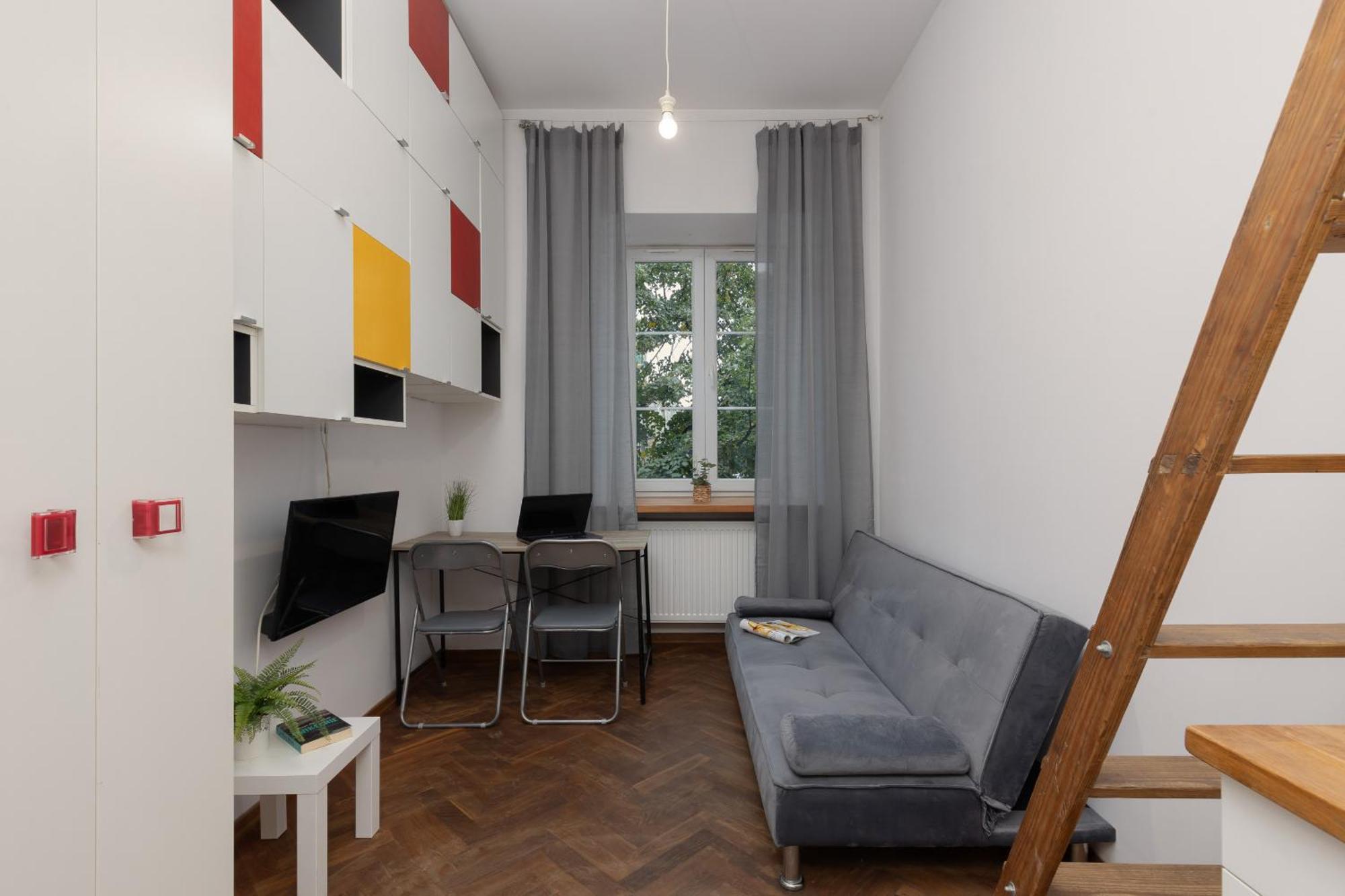 Cozy For 3 Guests Near Centrum Praskie Koneser By Renters Apartment Warsaw